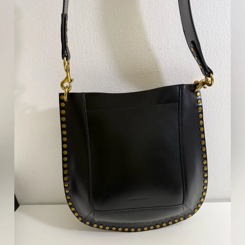 ISABEL MARANT
Oskan Leather Shoulder Bag in black - Picture 16 of 16